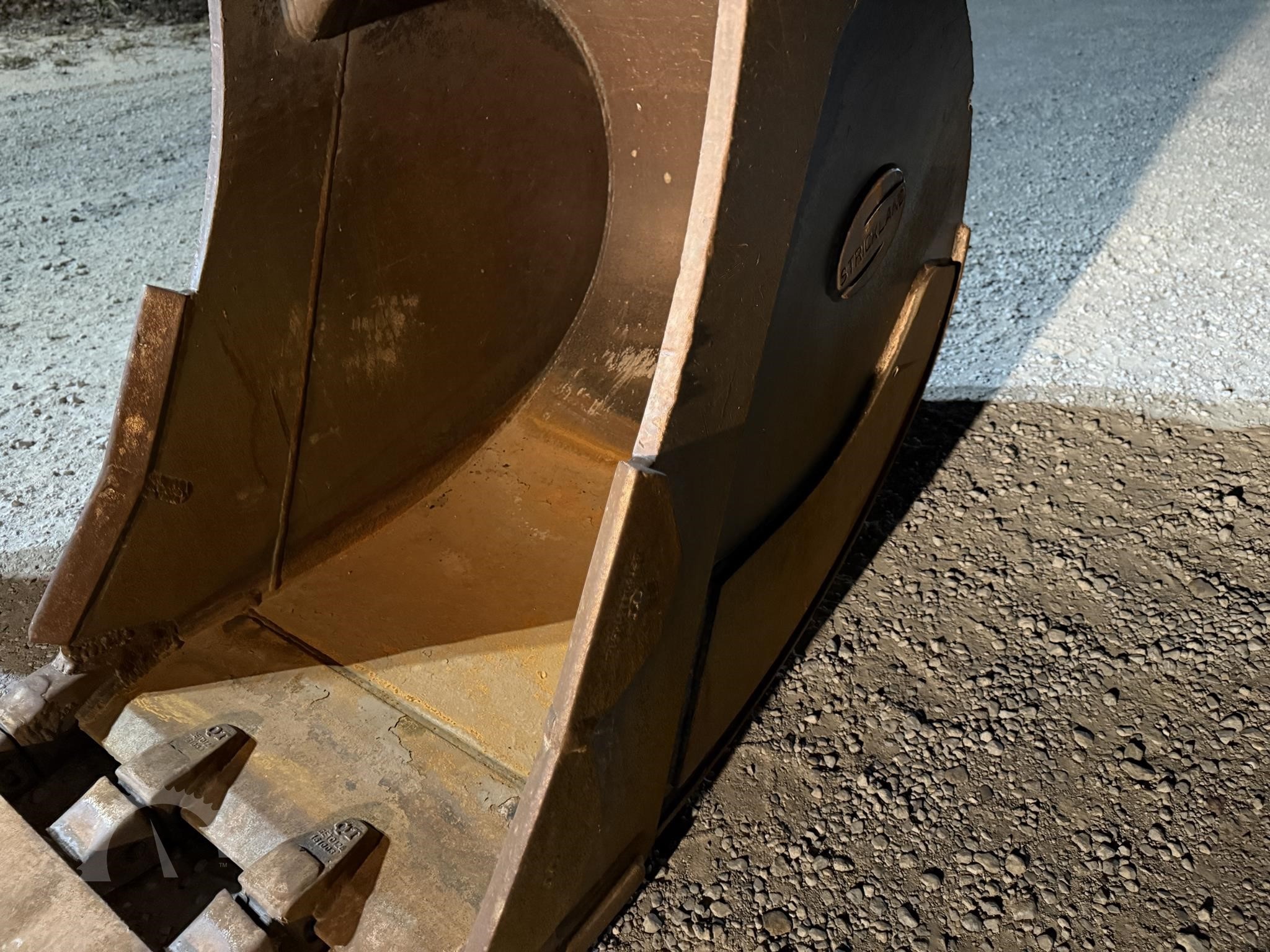 2019 Deere 250G LC Crawler Excavators - Image 40