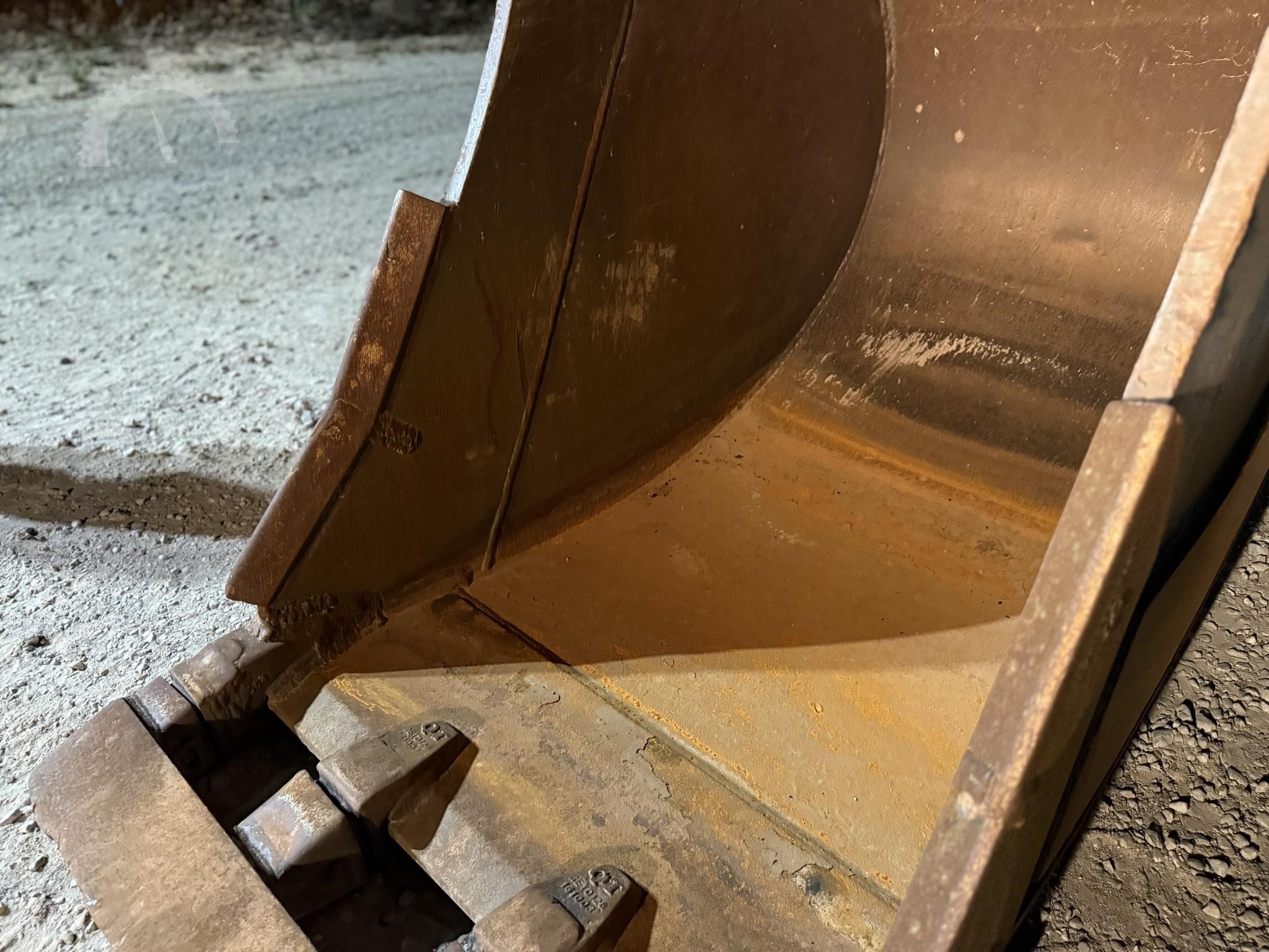 2019 Deere 250G LC Crawler Excavators - Image 39